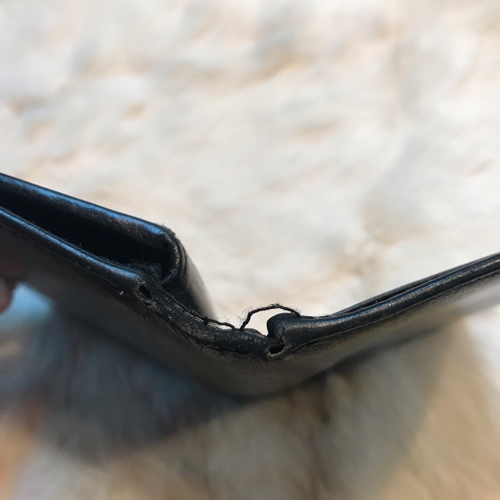 Gucci Vintage Black Leather Wallet - Picture 9 of 9